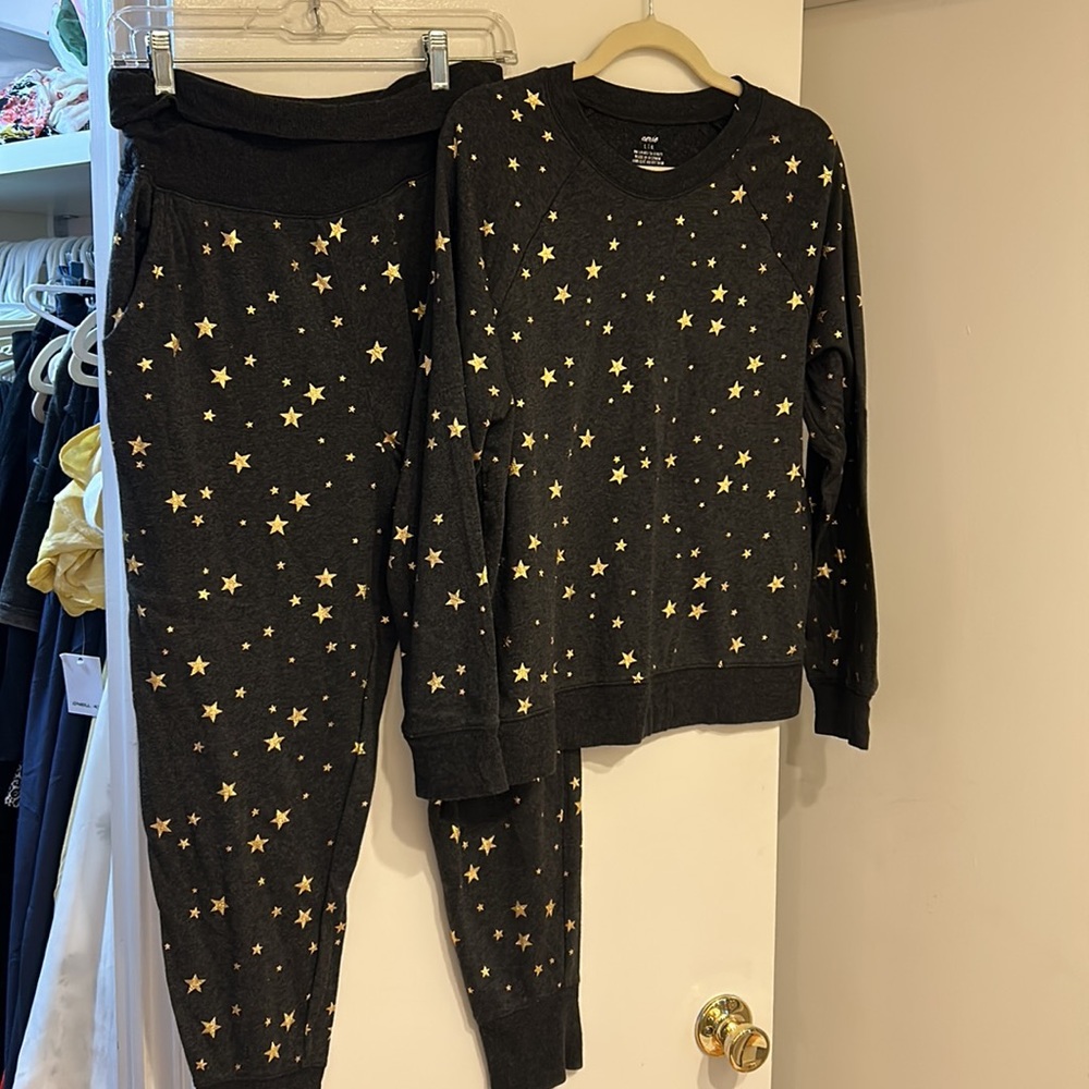 Aerie lounge set